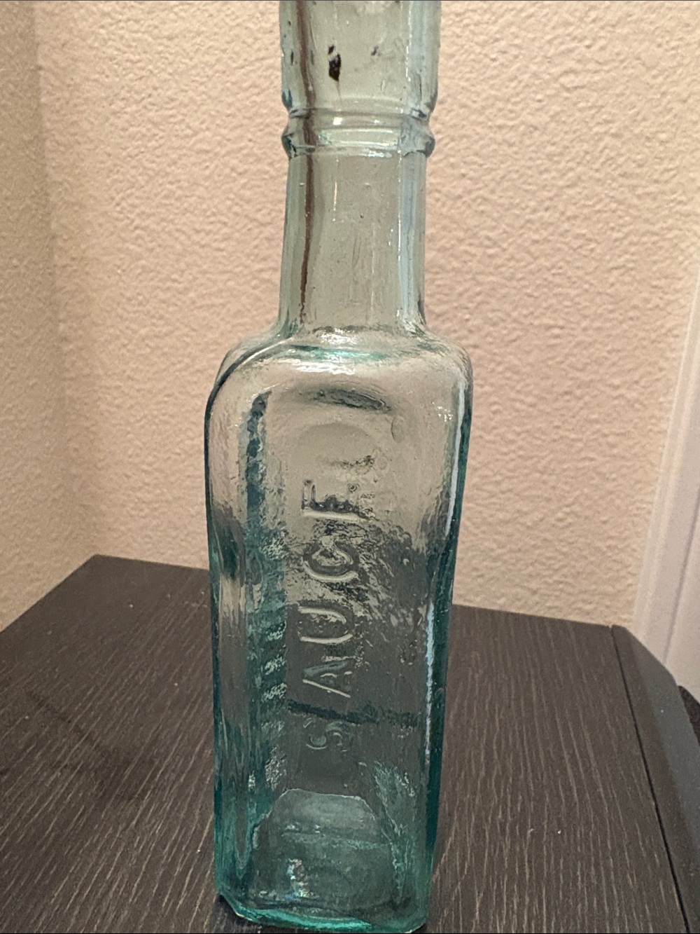 Vintage Aqua Granny’s Delicious Sauce Bottle from the UK. Great condition - Picture 3 of 10